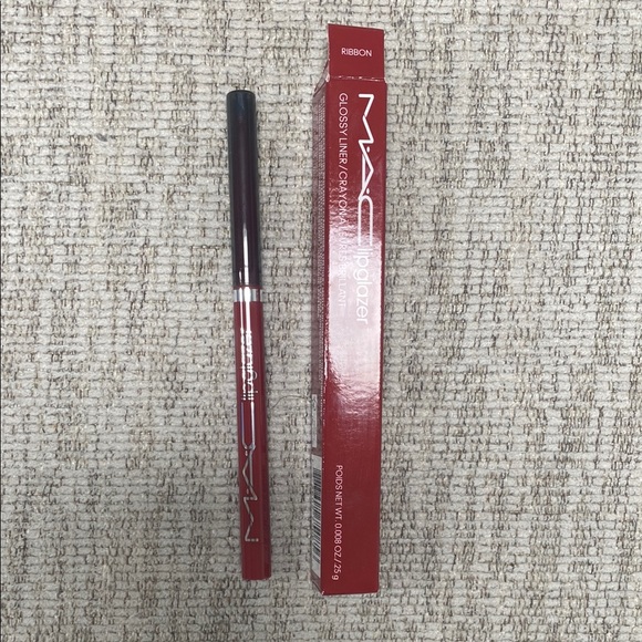MAC Cosmetics Lipglazer Glossy Lip Liner - Red - Picture 2 of 4